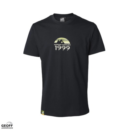 Geoff Anderson Retro 1999 T-shirt i Sort